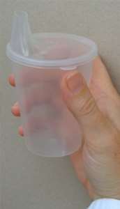 Hospitalsbæger engangs_tudlåg_185 ml_USON PLAST